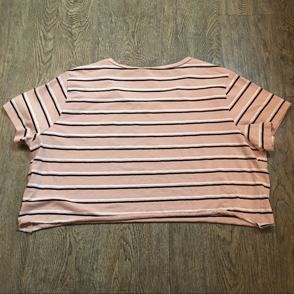 Crop Top - Picture 2 of 3